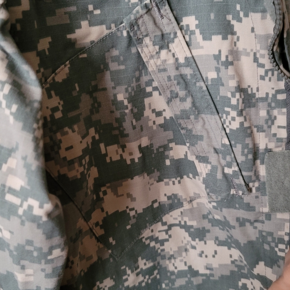 Army Jacket Camouflage-Mens Medium - Picture 5 of 11